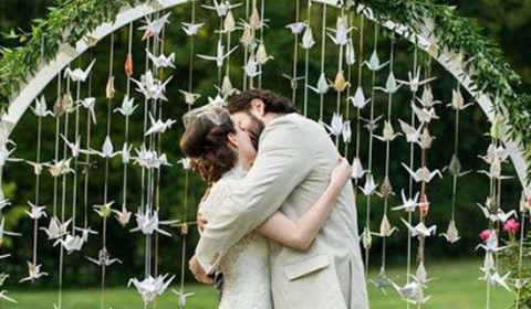 Arco di fiori matrimonio origami gru