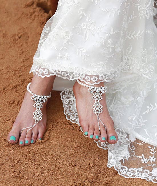 Accessori piedi spiaggia per matrimonio con cristalli e perle