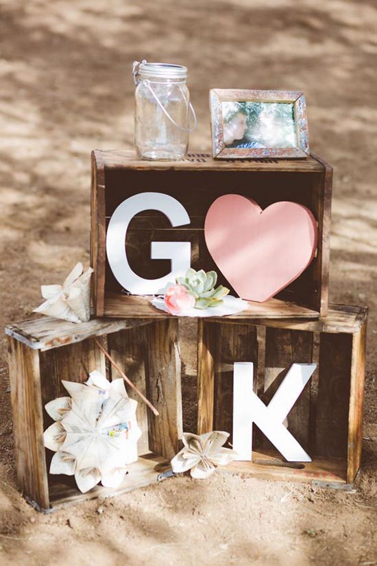 Allestimento matrimonio con lettere di legno giganti