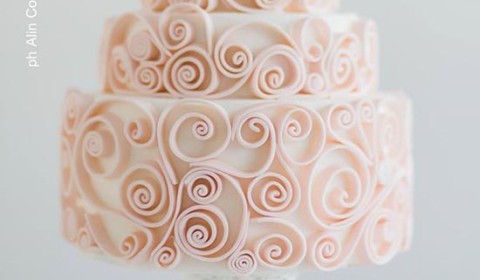 torta matrimonio con decorazioni quilling rosa